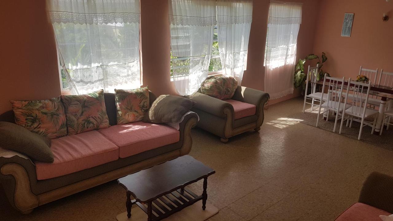 Ferienwohnung Rain Bridgetown Exterior foto