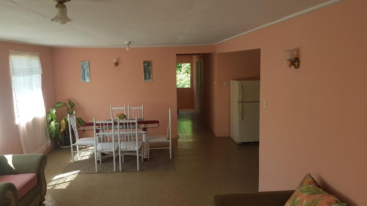 Ferienwohnung Rain Bridgetown Exterior foto